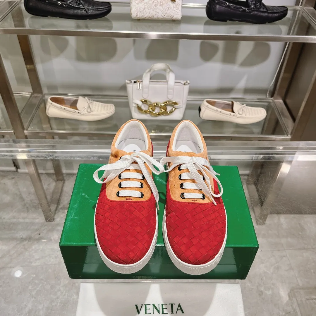 [BV] Top P: 740💰Size for couples: 35-44 (Female 40, Male 38 45, custom-made and non-returnable) Bottega Veneta classic woven strap casual shoes are made of imported high-quality materials, [Rose][Rose]! Purely hand-woven and operated, the original board is reproduced one-to-one! quality assurance!